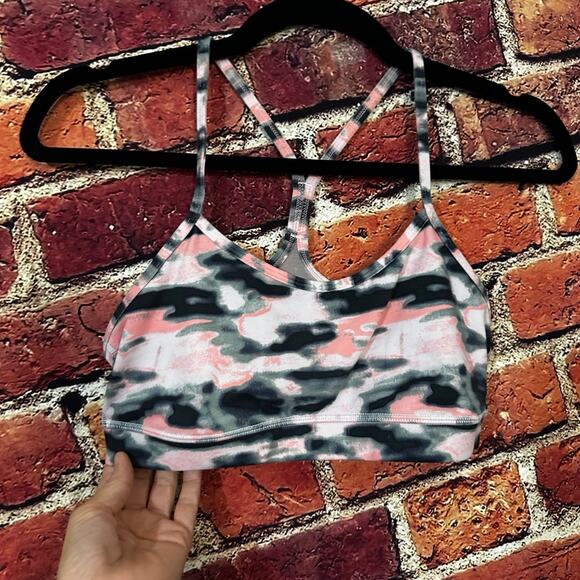 Lululemon sports bra size 6 - Picture 2 of 5
